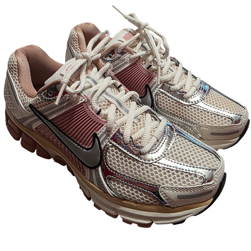 Nike Zoom Vomero 5 Particle Pink Metallic Silver Womens Shoes HF1877-102 Size 7